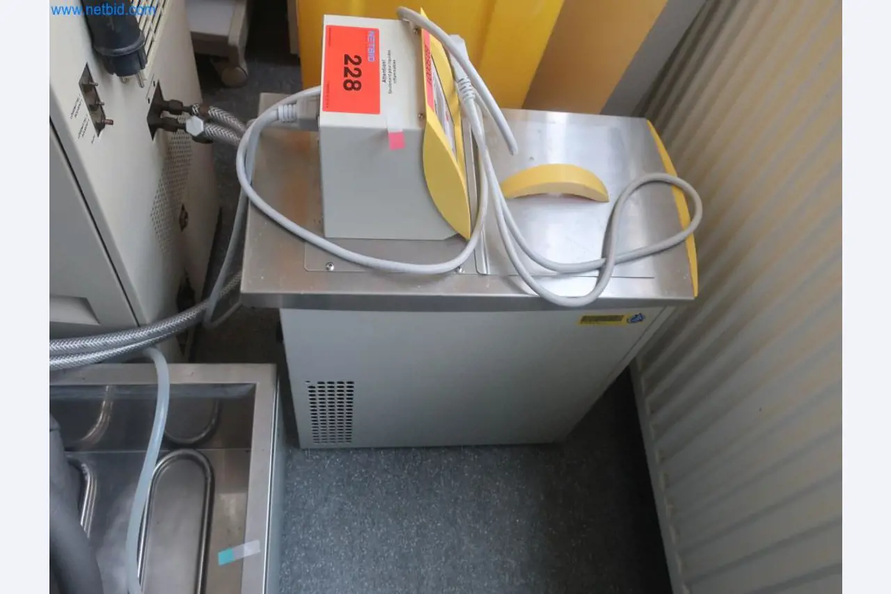 Závody na výrobu a skladování produktů z minerálních olejů, jakož i vstupů a hotových výrobků pro výrobu maziv.-1