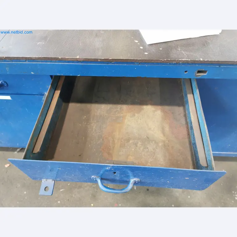 Závody na výrobu a skladování produktů z minerálních olejů, jakož i vstupů a hotových výrobků pro výrobu maziv.-3