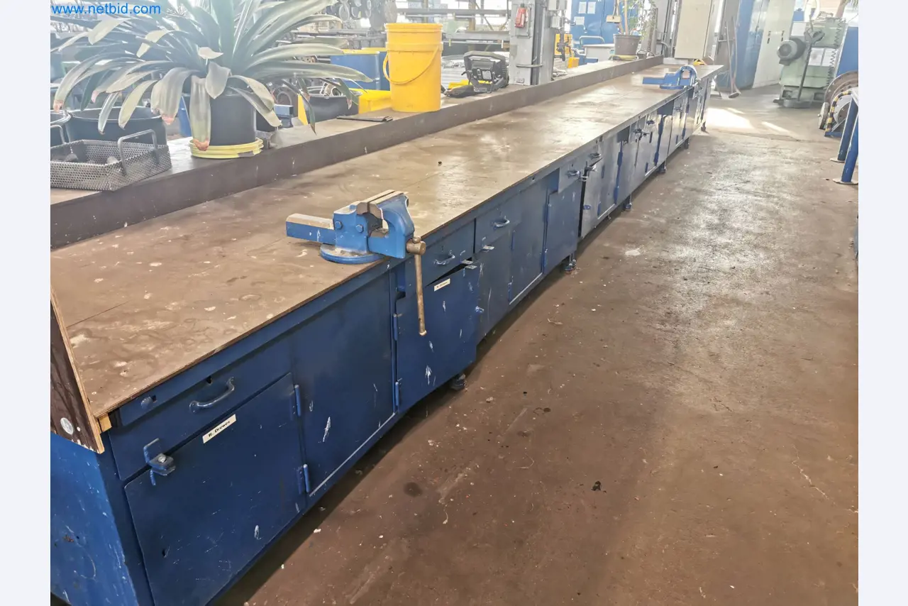 Plants for the production and storage of mineral oil products as well as input and finished products for the production of lubricants-1