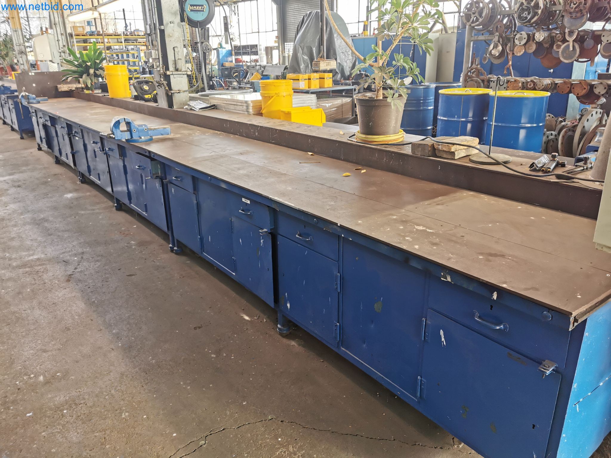 Instalações para a produção e armazenamento de produtos de óleo mineral, bem como de insumos e produtos acabados para a produção de lubrificantes-2