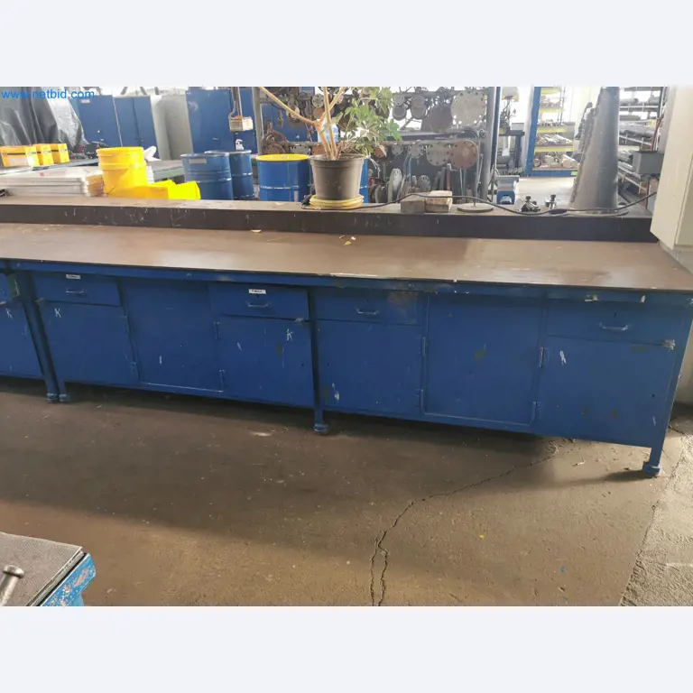 Plants for the production and storage of mineral oil products as well as input and finished products for the production of lubricants-3