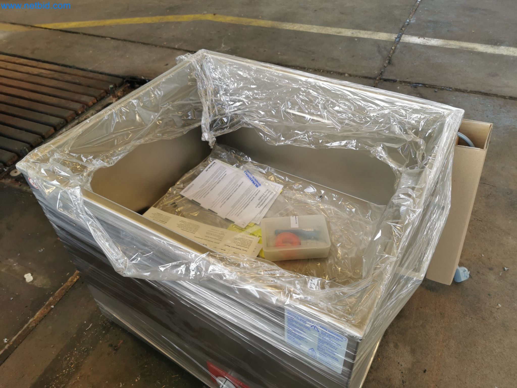 Instalações para a produção e armazenamento de produtos de óleo mineral, bem como de insumos e produtos acabados para a produção de lubrificantes-2