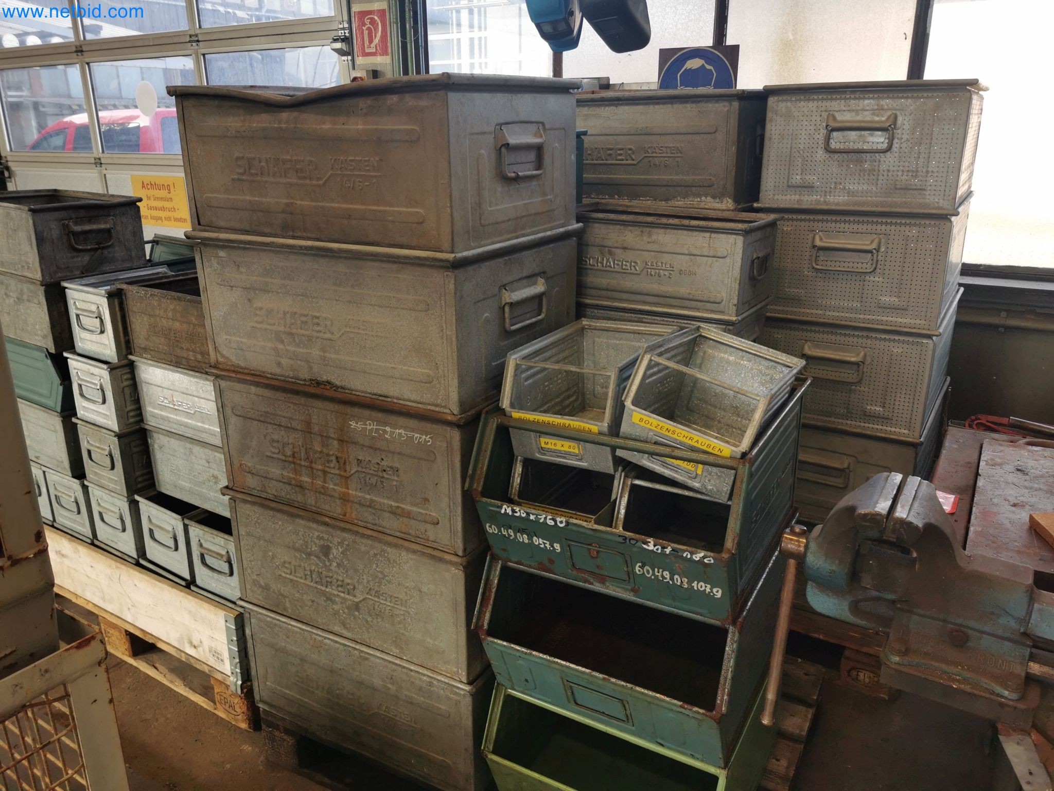 Instalações para a produção e armazenamento de produtos de óleo mineral, bem como de insumos e produtos acabados para a produção de lubrificantes-2