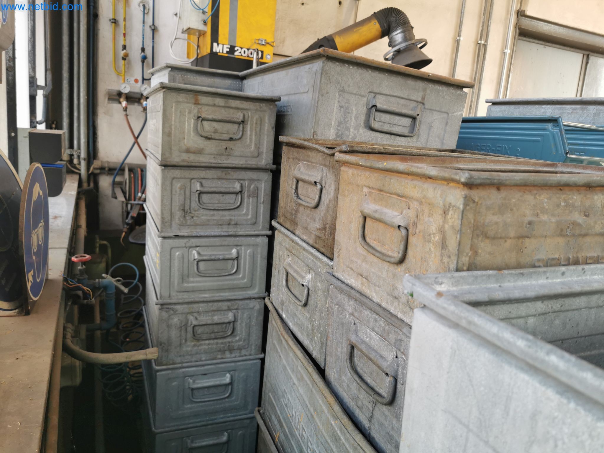 Instalações para a produção e armazenamento de produtos de óleo mineral, bem como de insumos e produtos acabados para a produção de lubrificantes-4