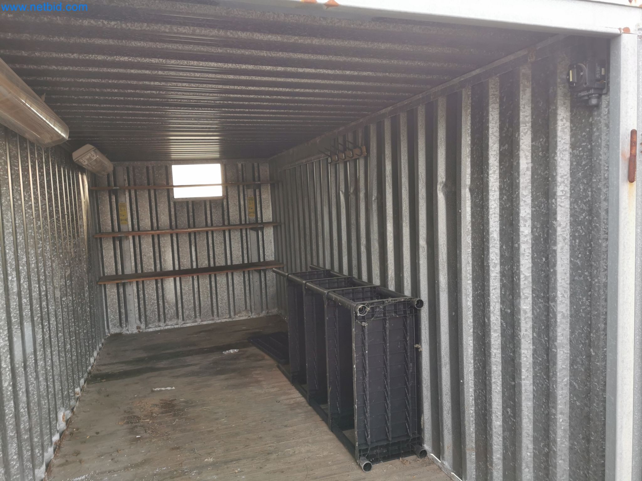 Instalações para a produção e armazenamento de produtos de óleo mineral, bem como de insumos e produtos acabados para a produção de lubrificantes-2