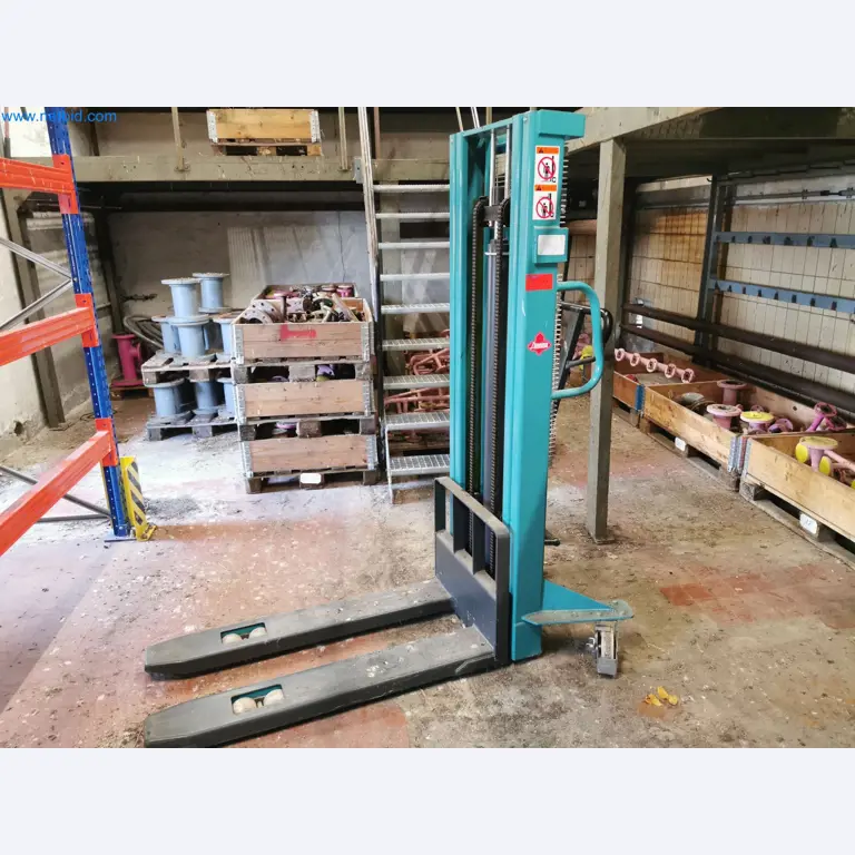 Instalações para a produção e armazenamento de produtos de óleo mineral, bem como de insumos e produtos acabados para a produção de lubrificantes-1