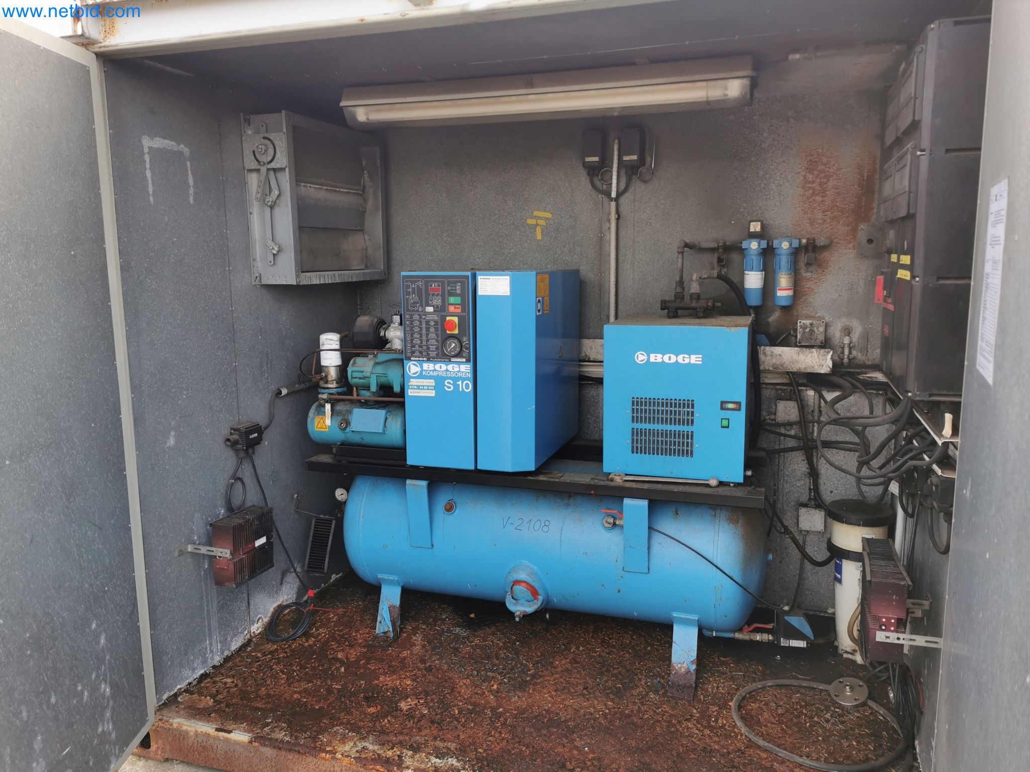 Zakłady produkcji i magazynowania mineralnych produktów olejowych, jak również surowców i produktów gotowych do produkcji smarów.-1