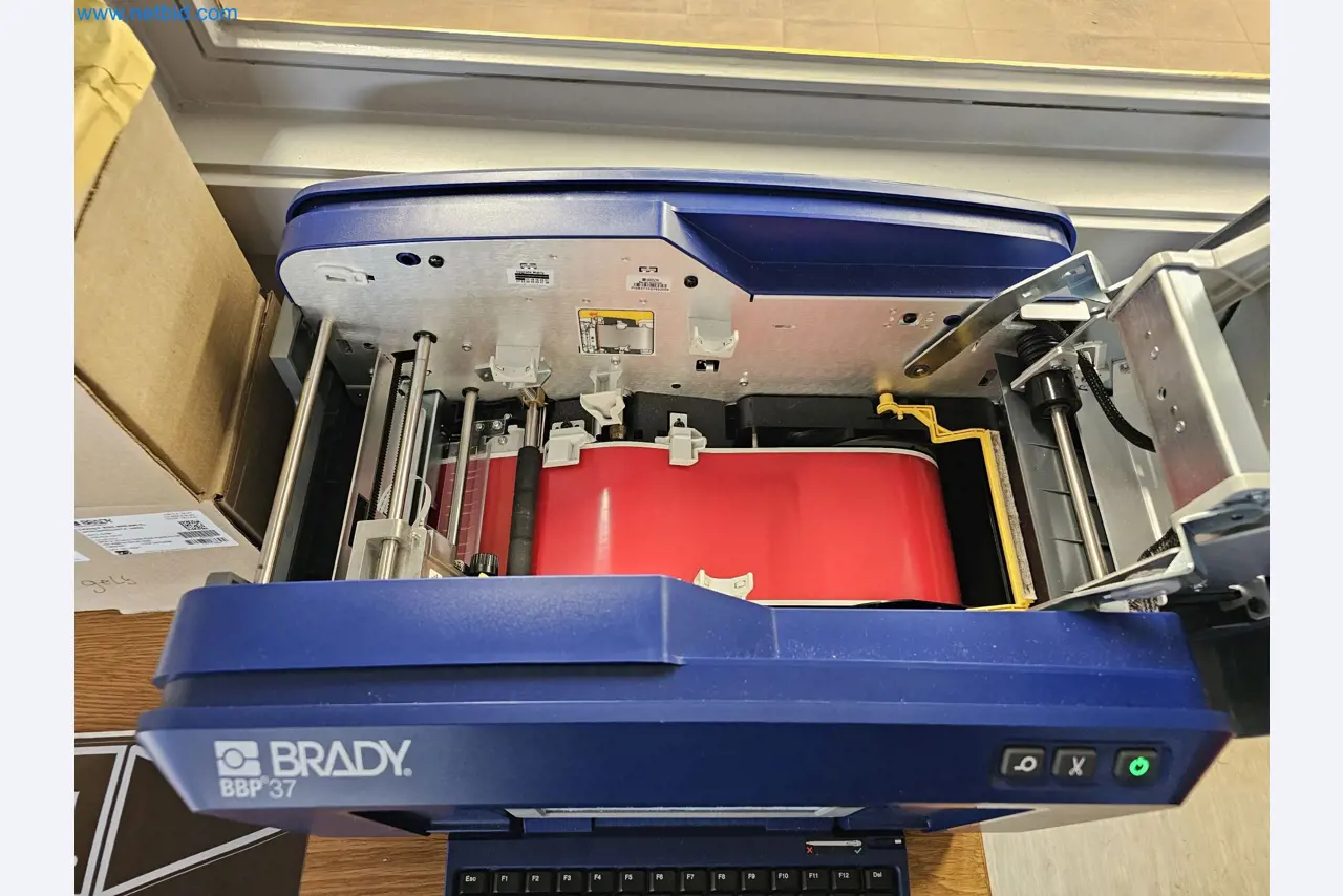 Plantas de producción y almacenamiento de productos derivados del petróleo, así como de insumos y productos acabados para la fabricación de lubricantes.-3