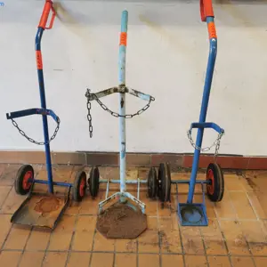 3 Carrinho de transporte de garrafas