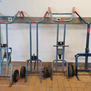 4 Carrinho de transporte de barris