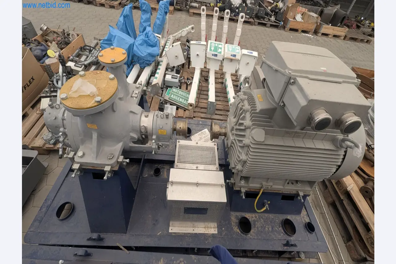 Revista de stocks, bombas de petróleo bruto/gás/óleo e equipamento operacional de uma refinaria-4