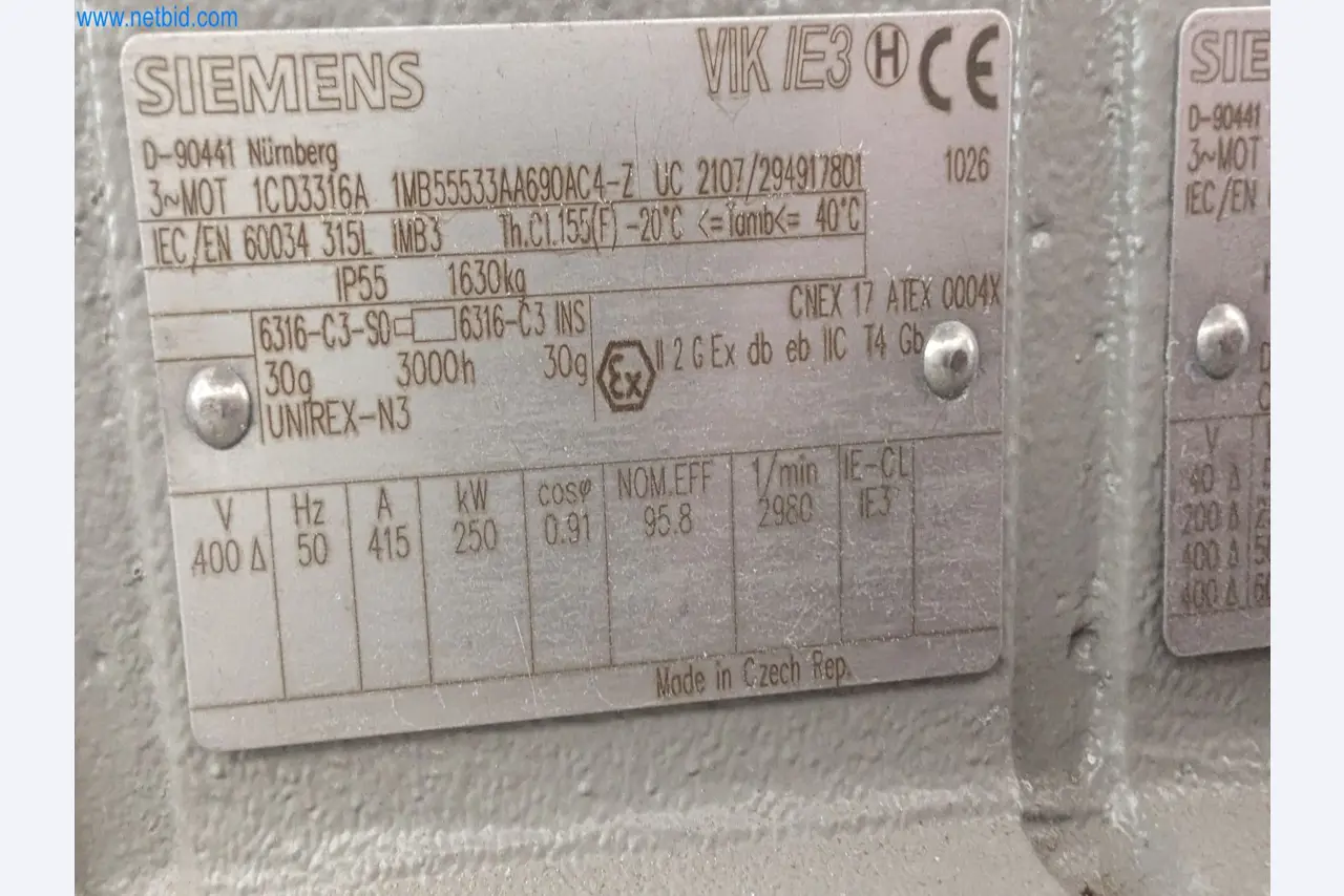 Revista de stocks, bombas de petróleo bruto/gás/óleo e equipamento operacional de uma refinaria-6