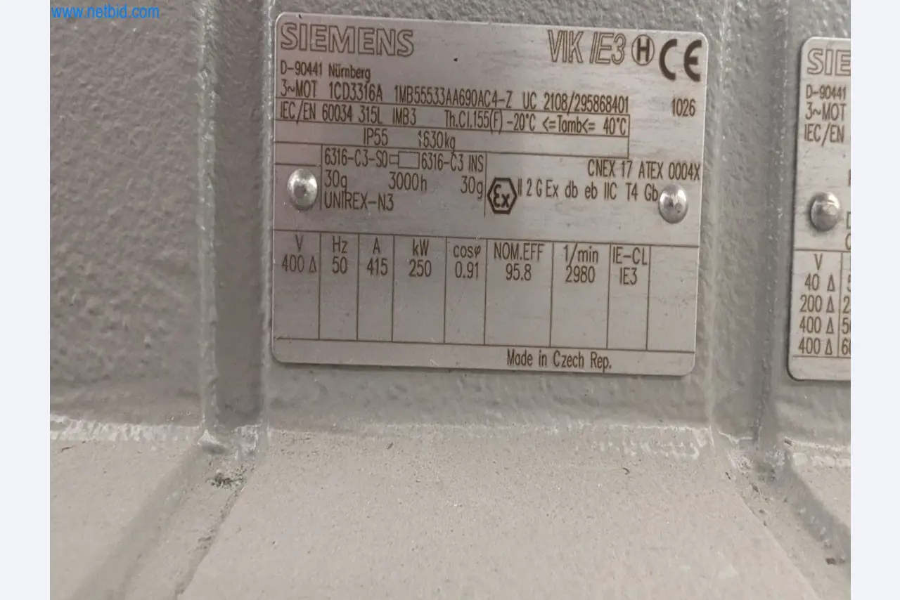 Revista de stocks, bombas de petróleo bruto/gás/óleo e equipamento operacional de uma refinaria-6