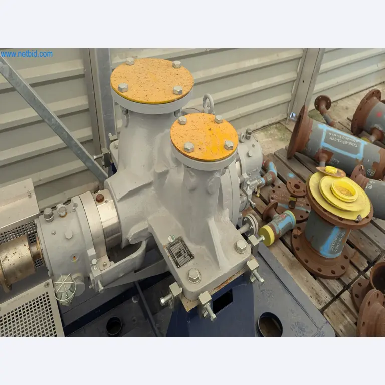 Revista de stocks, bombas de petróleo bruto/gás/óleo e equipamento operacional de uma refinaria-2