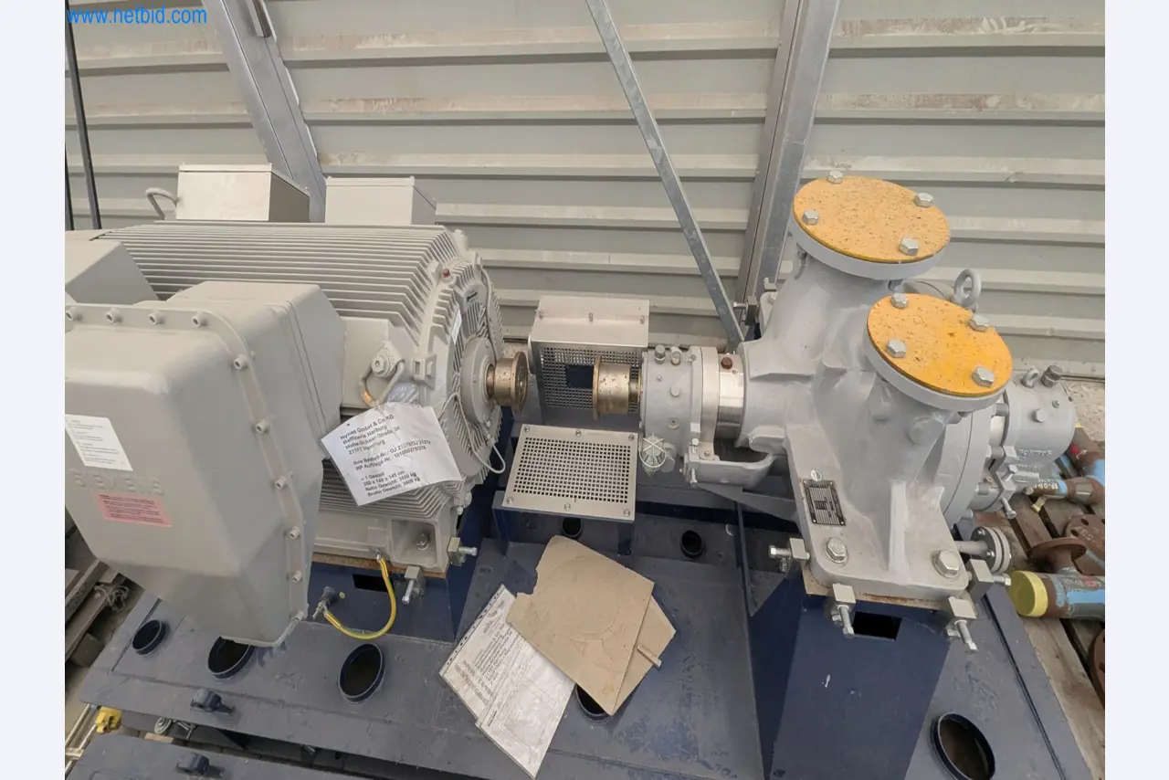 Revista de stocks, bombas de petróleo bruto/gás/óleo e equipamento operacional de uma refinaria-3