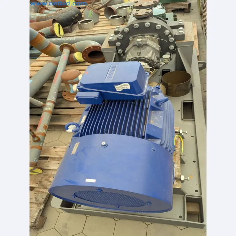 Revista de stocks, bombas de petróleo bruto/gás/óleo e equipamento operacional de uma refinaria-3