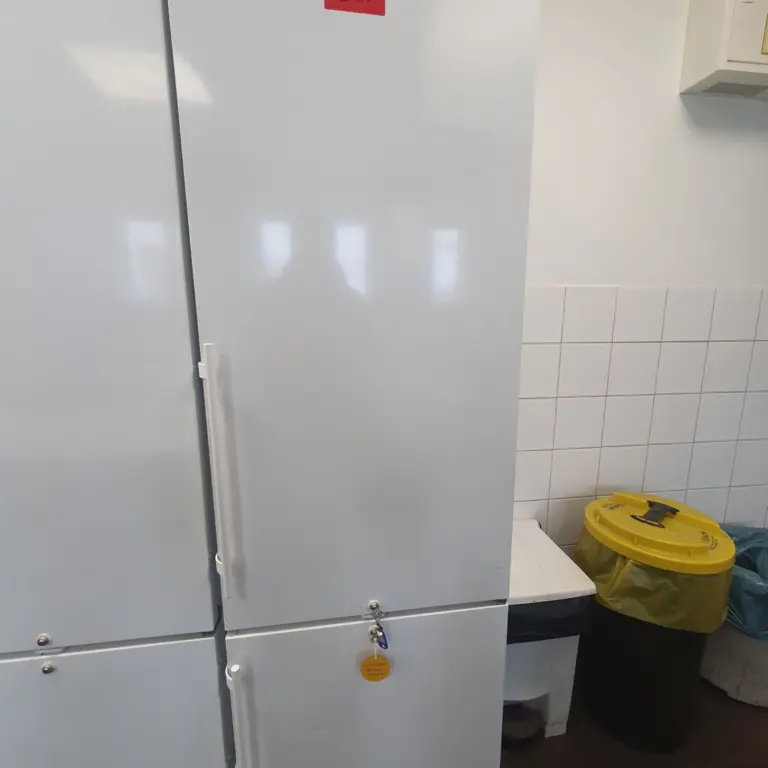 Gastro Kühl-Gefrierkombination Liebherr GCv 4010