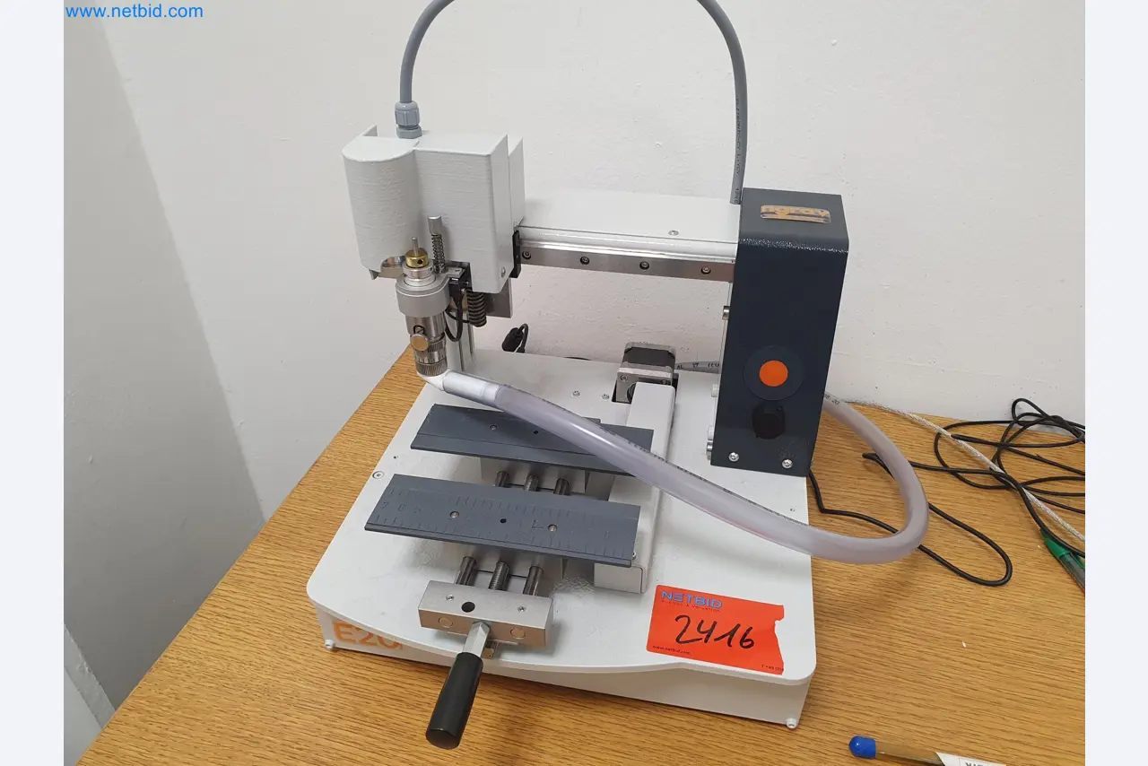 Magazinbestände, Rohöl-/Gas-Öl-/Einsatzpumpen sowie Betriebsausstattung einer Raffinerie-2