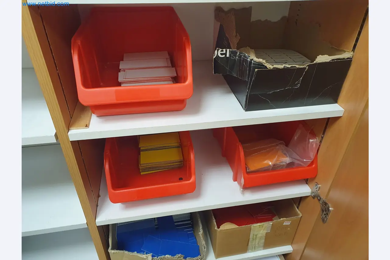 Magazinbestände, Rohöl-/Gas-Öl-/Einsatzpumpen sowie Betriebsausstattung einer Raffinerie-3