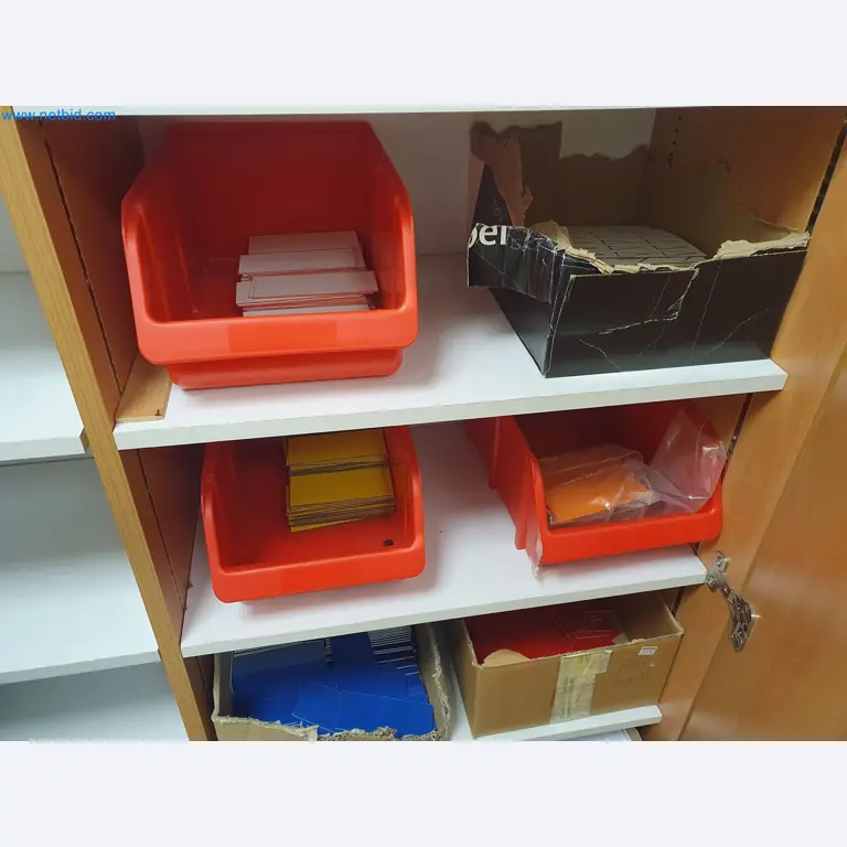 Magazinbestände, Rohöl-/Gas-Öl-/Einsatzpumpen sowie Betriebsausstattung einer Raffinerie-3