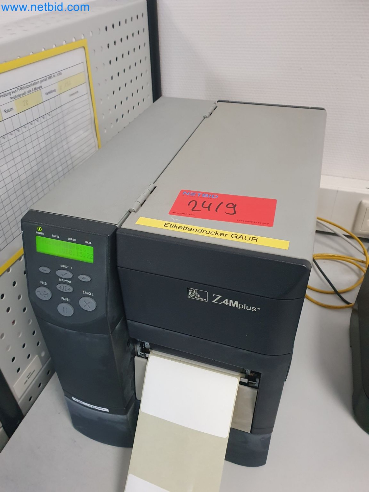 Magazinbestände, Rohöl-/Gas-Öl-/Einsatzpumpen sowie Betriebsausstattung einer Raffinerie-1