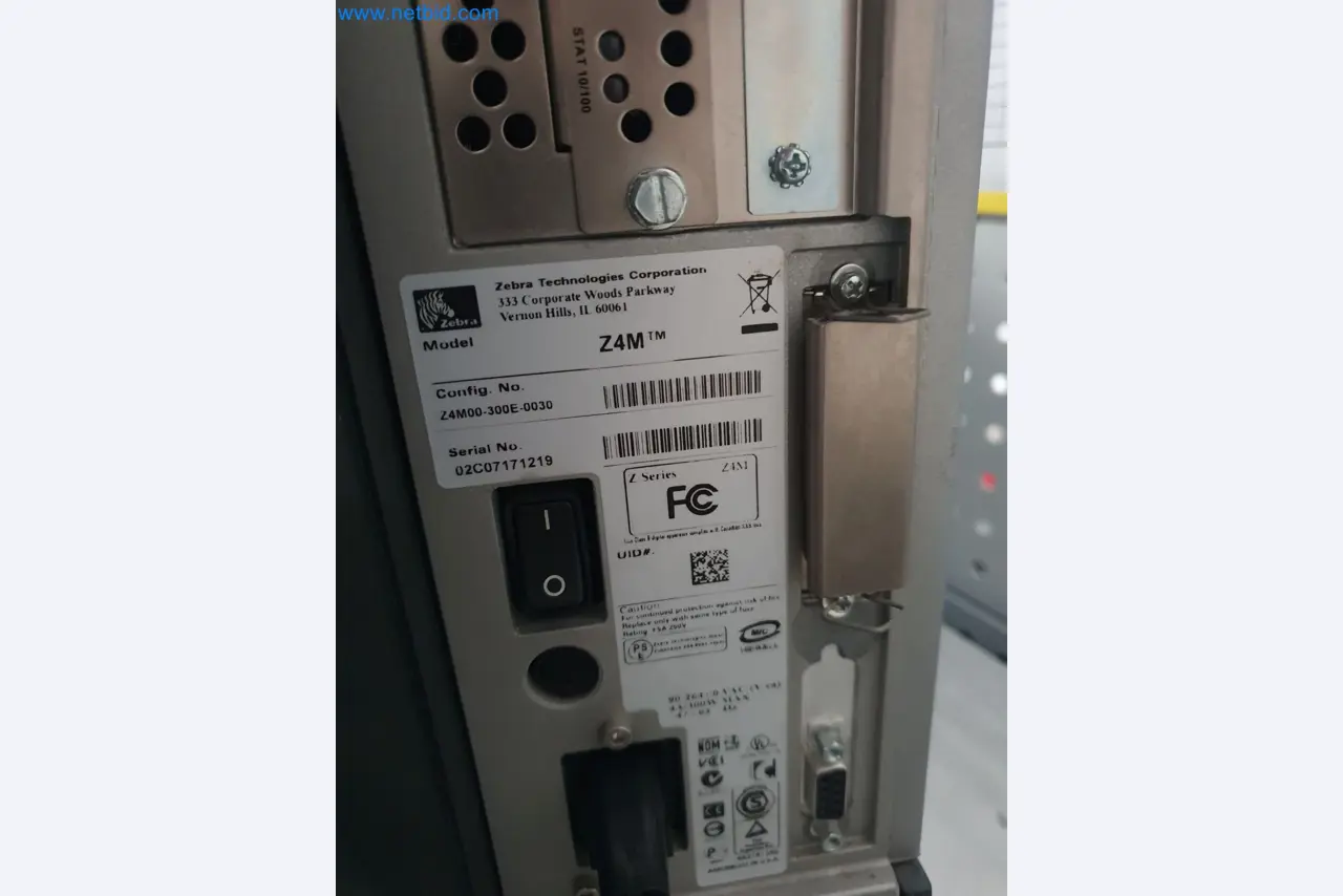 Magazinbestände, Rohöl-/Gas-Öl-/Einsatzpumpen sowie Betriebsausstattung einer Raffinerie-2