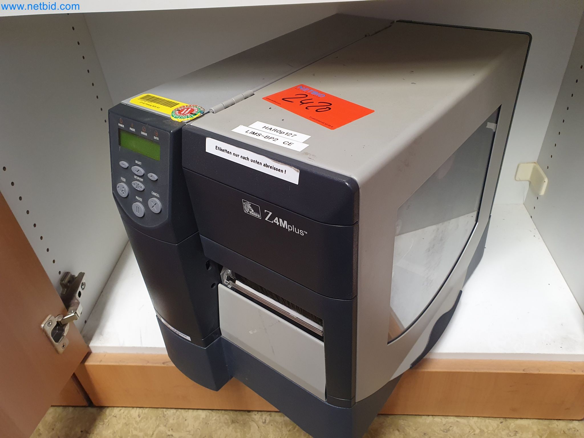 Magazinbestände, Rohöl-/Gas-Öl-/Einsatzpumpen sowie Betriebsausstattung einer Raffinerie-1