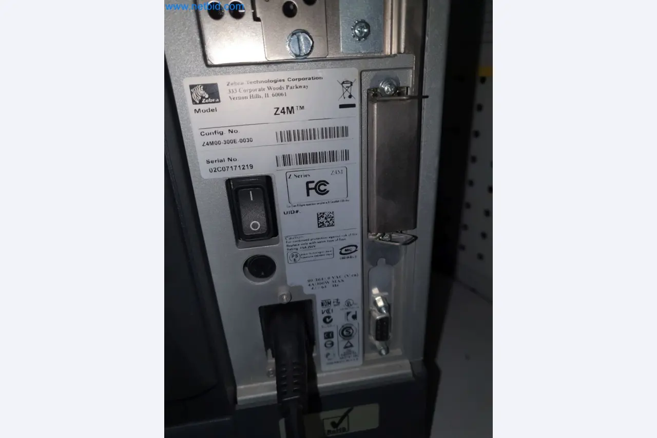 Magazinbestände, Rohöl-/Gas-Öl-/Einsatzpumpen sowie Betriebsausstattung einer Raffinerie-2