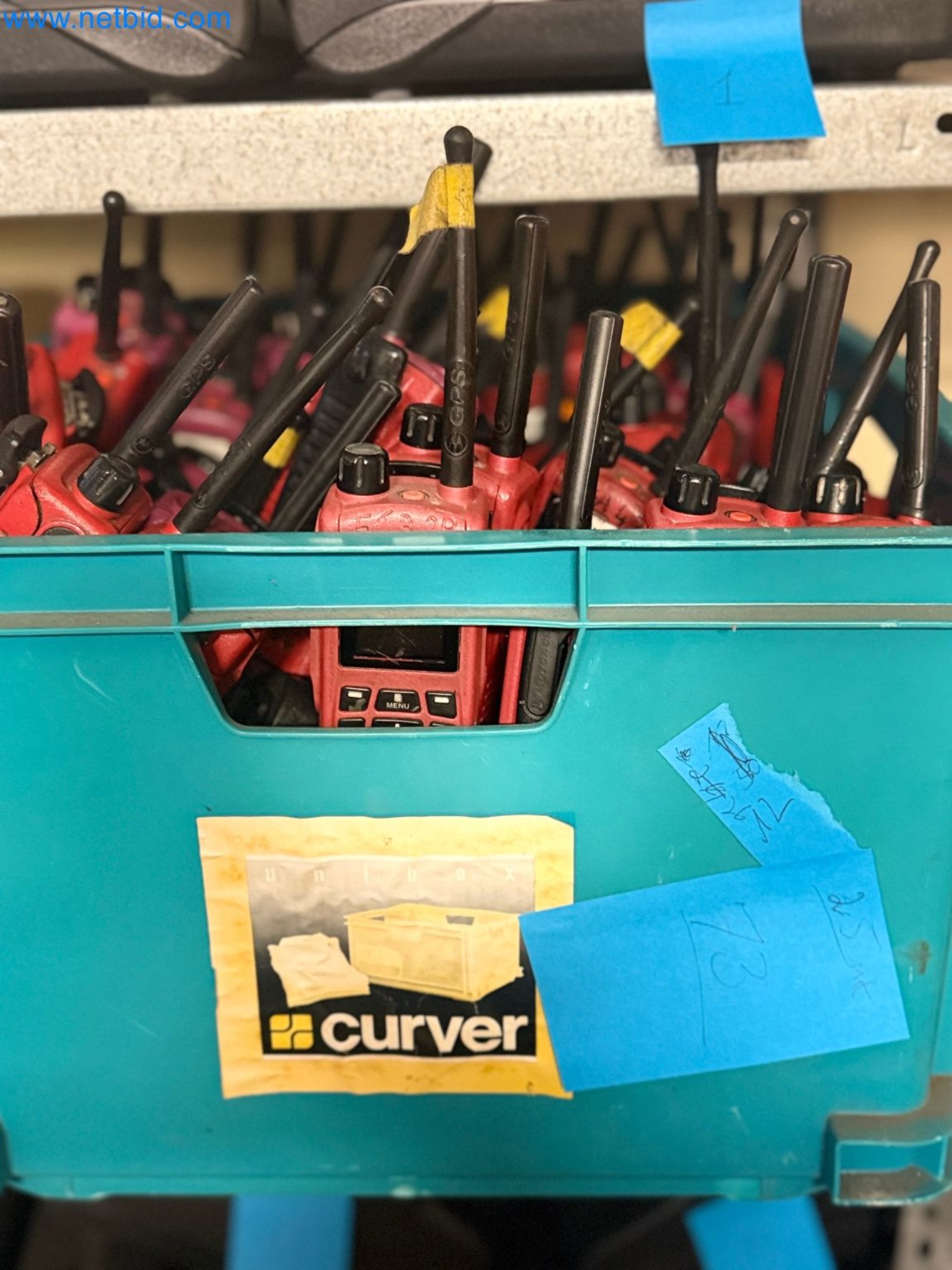 Magazinbestände, Rohöl-/Gas-Öl-/Einsatzpumpen sowie Betriebsausstattung einer Raffinerie-2