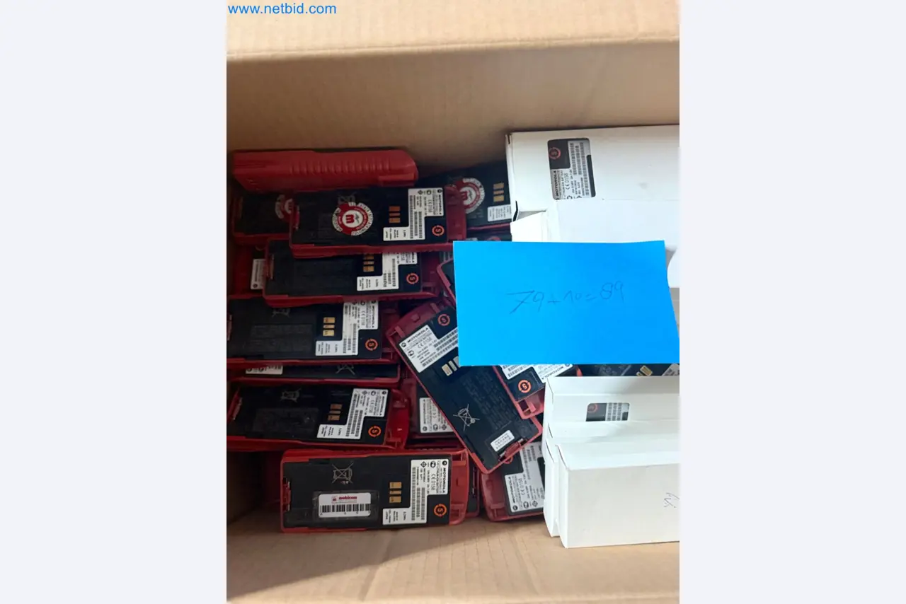 Magazinbestände, Rohöl-/Gas-Öl-/Einsatzpumpen sowie Betriebsausstattung einer Raffinerie-4