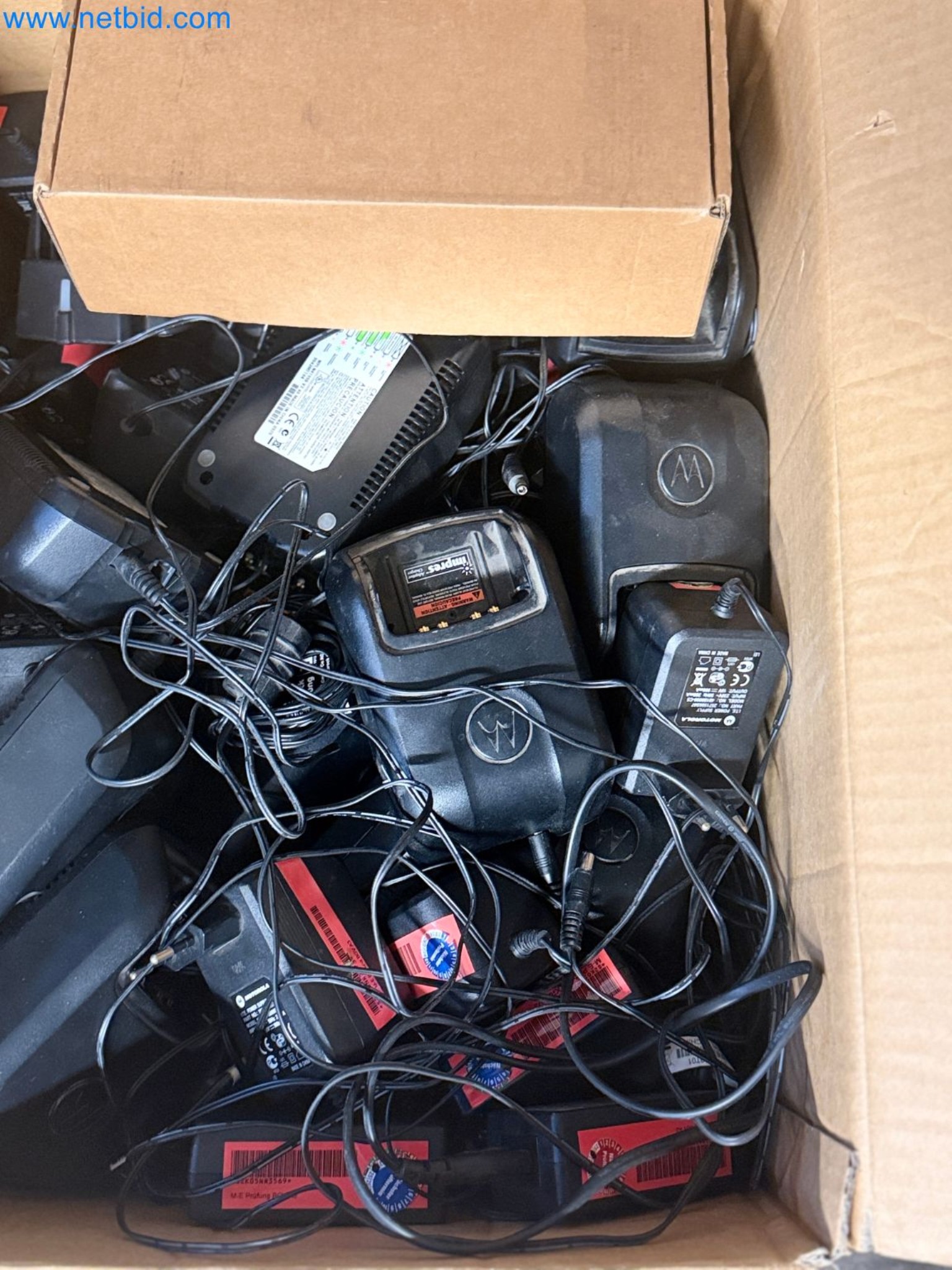 Magazinbestände, Rohöl-/Gas-Öl-/Einsatzpumpen sowie Betriebsausstattung einer Raffinerie-6