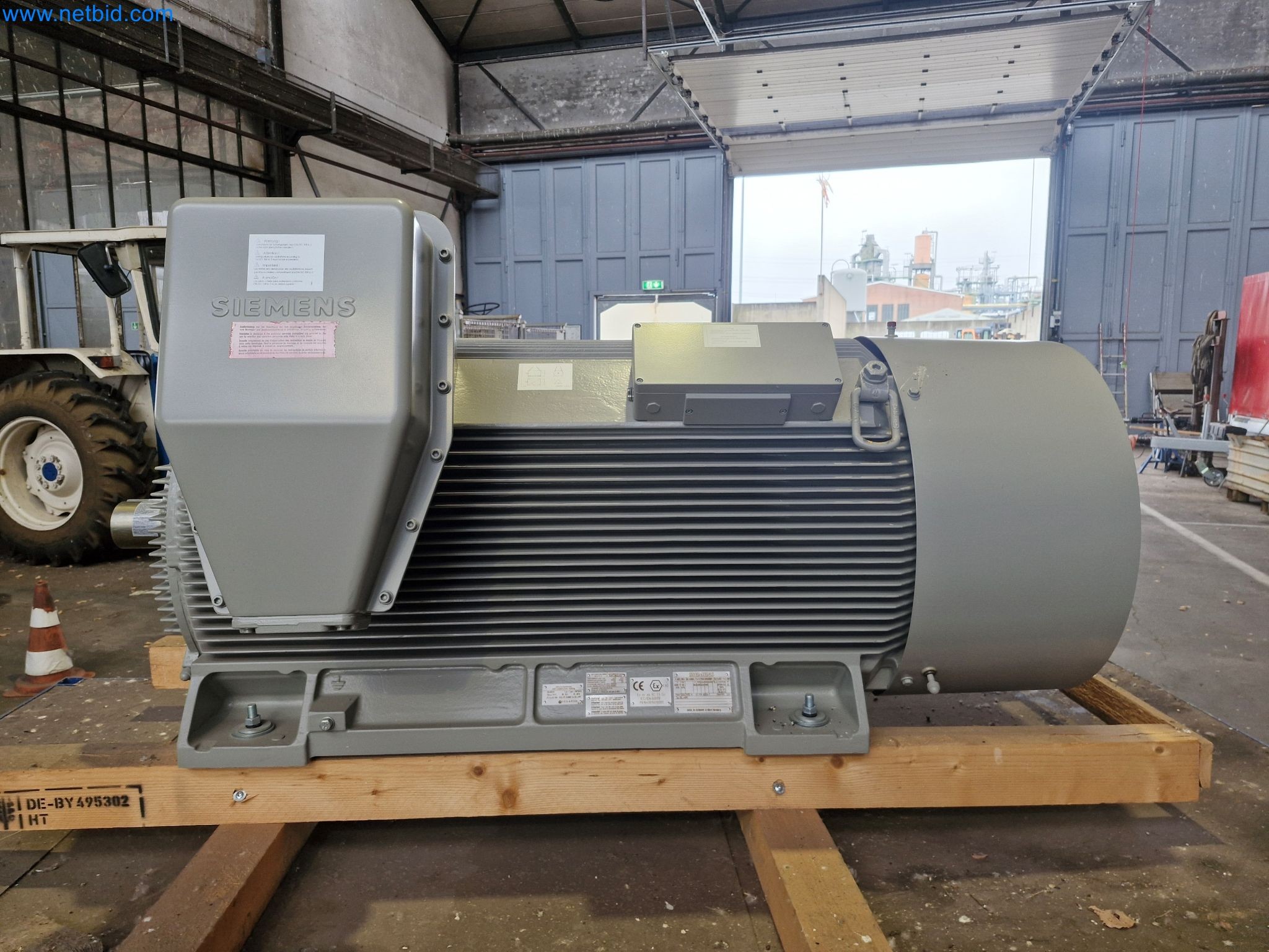 Zakłady produkcji i magazynowania mineralnych produktów olejowych, jak również surowców i produktów gotowych do produkcji smarów.-1