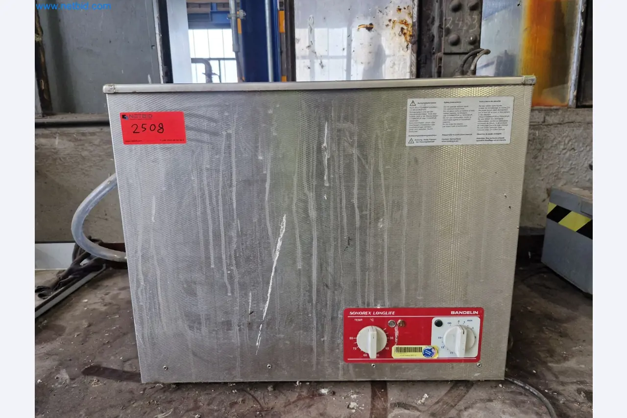 Anlagen zur Herstellung und Lagerung von Mineralölprodukten sowie Einsatz- und Fertigprodukten für die Schmierstoffherstellung-1