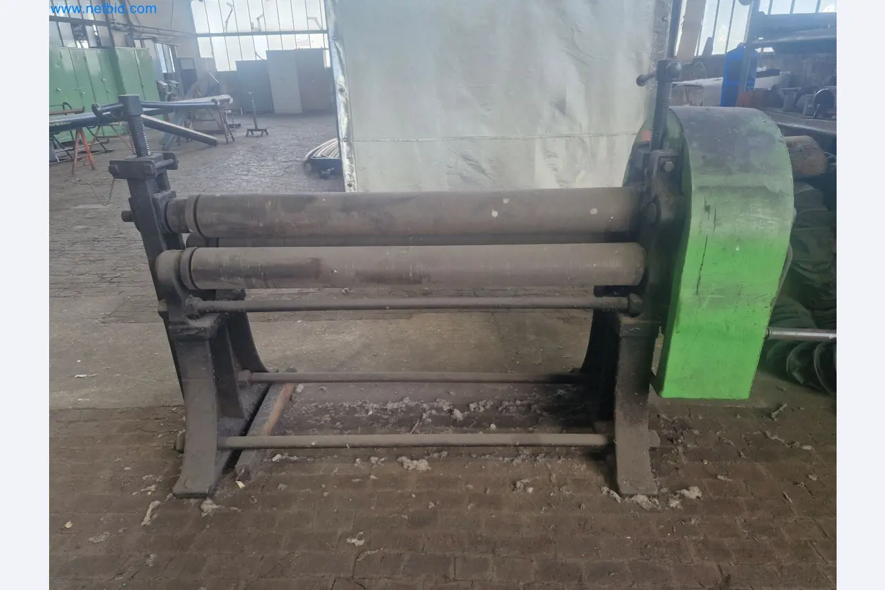 Plants for the production and storage of mineral oil products as well as input and finished products for the production of lubricants-1