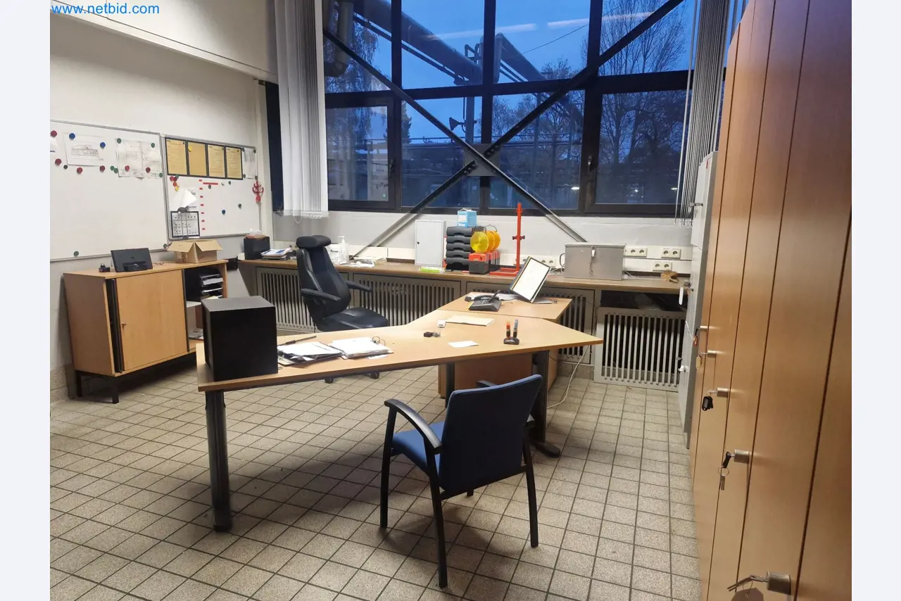 Plants for the production and storage of mineral oil products as well as input and finished products for the production of lubricants-1