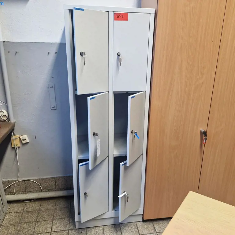 Predelki za vrednost C+P Möbelsysteme