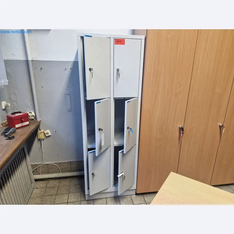 Plants for the production and storage of mineral oil products as well as input and finished products for the production of lubricants-1