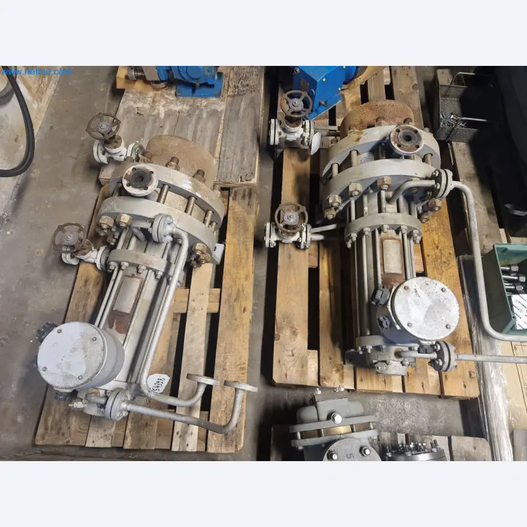 Plants for the production and storage of mineral oil products as well as input and finished products for the production of lubricants-3