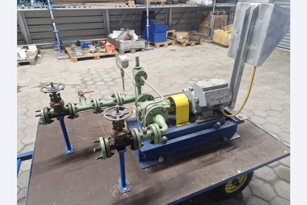 Plants for the production and storage of mineral oil products as well as input and finished products for the production of lubricants-3