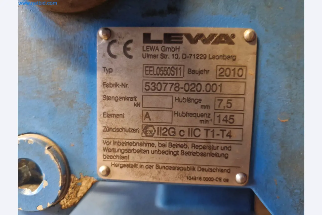 Plants for the production and storage of mineral oil products as well as input and finished products for the production of lubricants-3