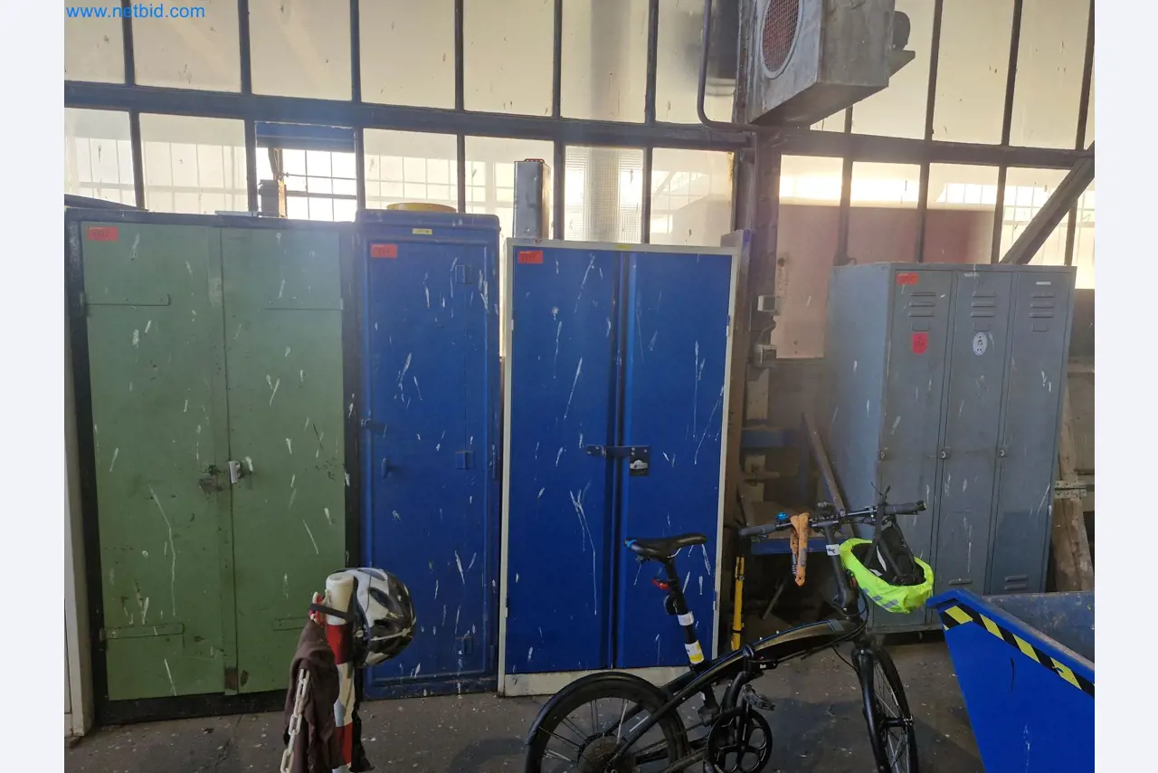 Plants for the production and storage of mineral oil products as well as input and finished products for the production of lubricants-2