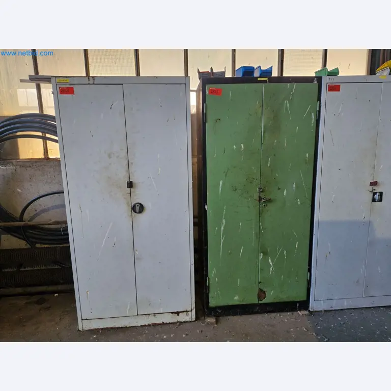 Plants for the production and storage of mineral oil products as well as input and finished products for the production of lubricants-3