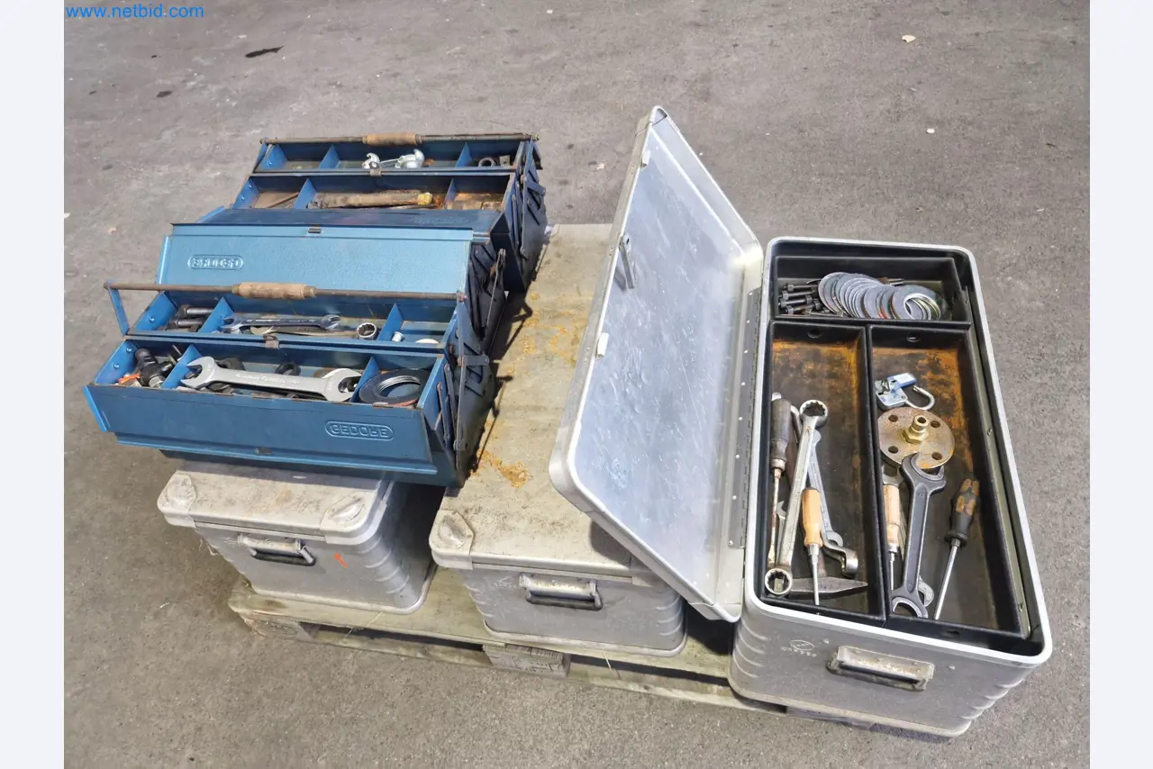 Plants for the production and storage of mineral oil products as well as input and finished products for the production of lubricants-2