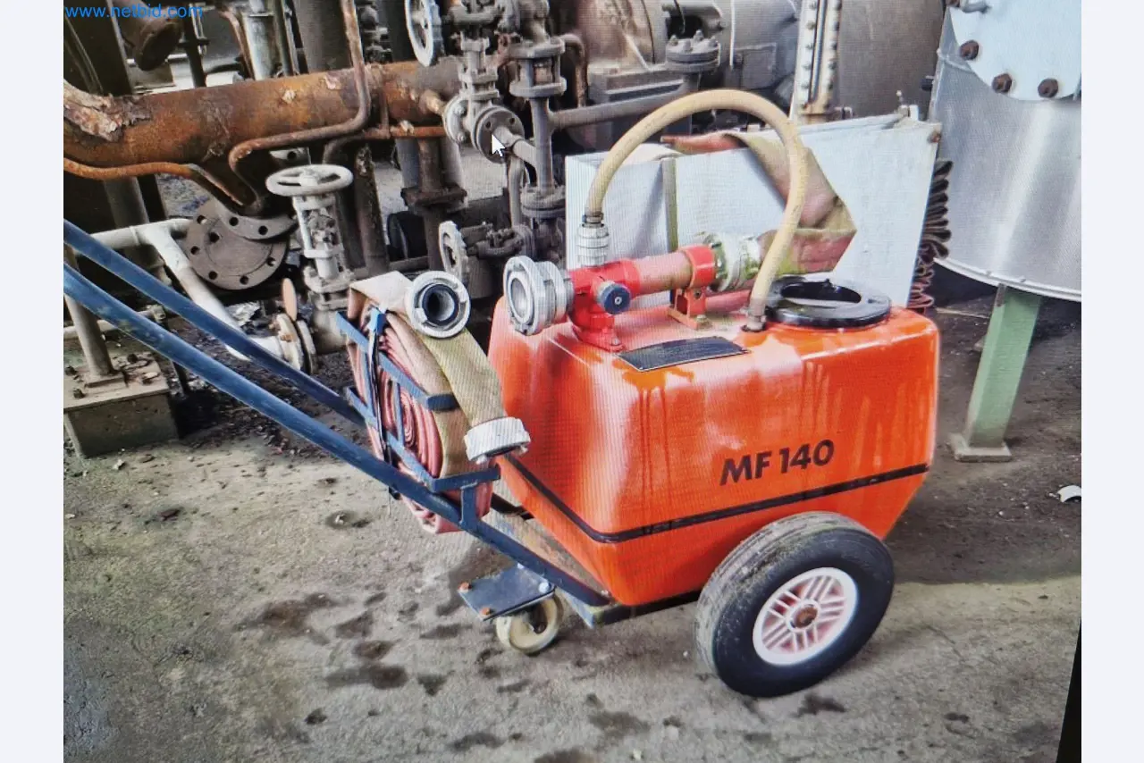 Plants for the production and storage of mineral oil products as well as input and finished products for the production of lubricants-1