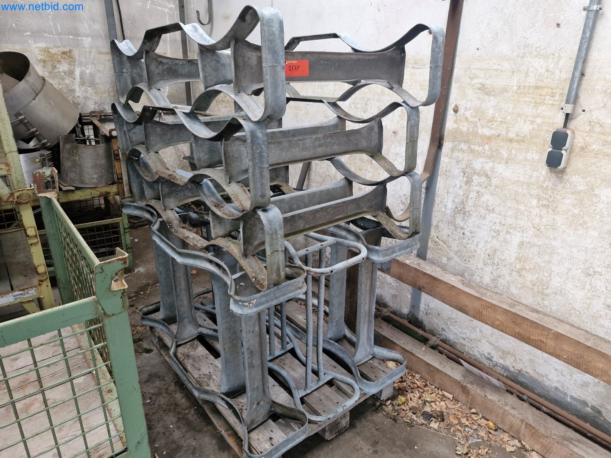 Obrati za proizvodnjo in skladiščenje proizvodov iz mineralnih olj ter vhodnih in končnih proizvodov za proizvodnjo maziv-1