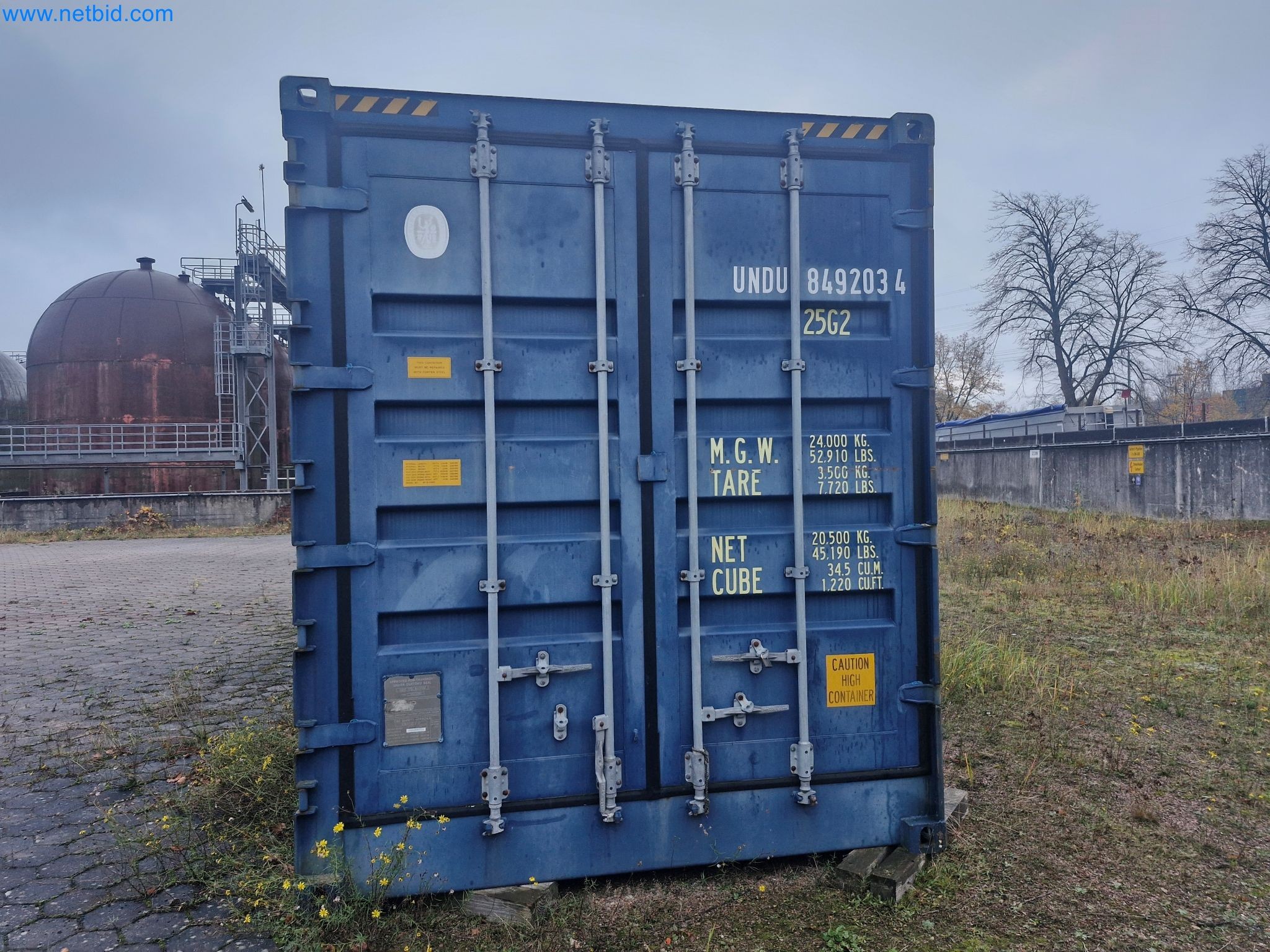 Zakłady produkcji i magazynowania mineralnych produktów olejowych, jak również surowców i produktów gotowych do produkcji smarów.-3