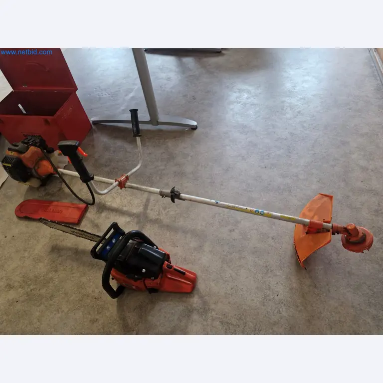 Magazinbestände, Rohöl-/Gas-Öl-/Einsatzpumpen sowie Betriebsausstattung einer Raffinerie-1