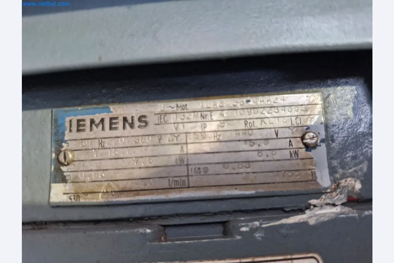 Magazinbestände, Rohöl-/Gas-Öl-/Einsatzpumpen sowie Betriebsausstattung einer Raffinerie-4