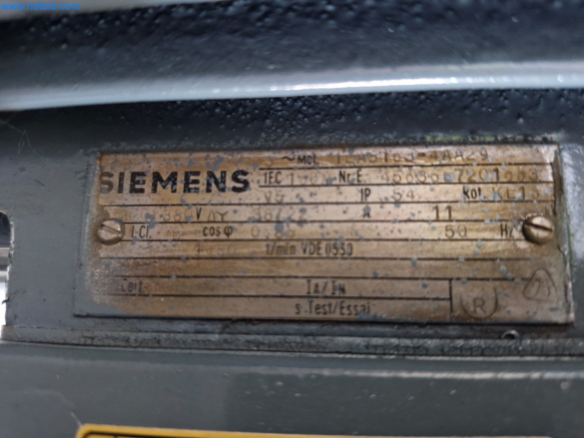 Magazinbestände, Rohöl-/Gas-Öl-/Einsatzpumpen sowie Betriebsausstattung einer Raffinerie-4