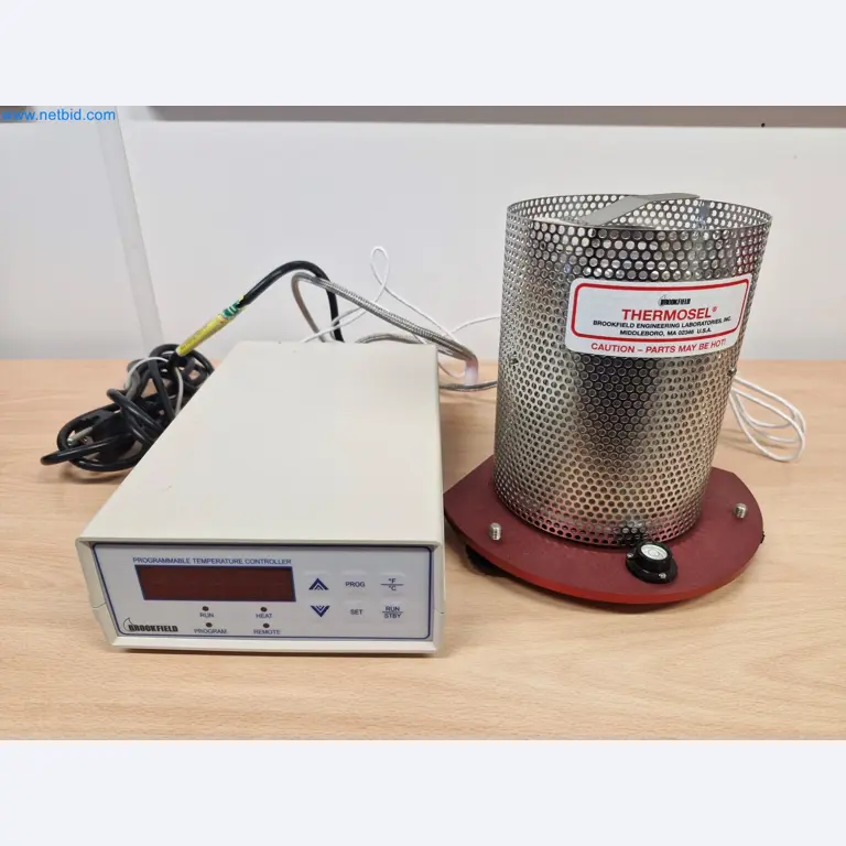 Magazine stocks, crude oil/gas/oil pumps and operating equipment of a refinery-3